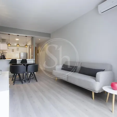 Newly Gran Via Apartment
