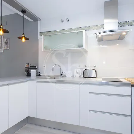 Newly Gran Via Apartment Barcelona